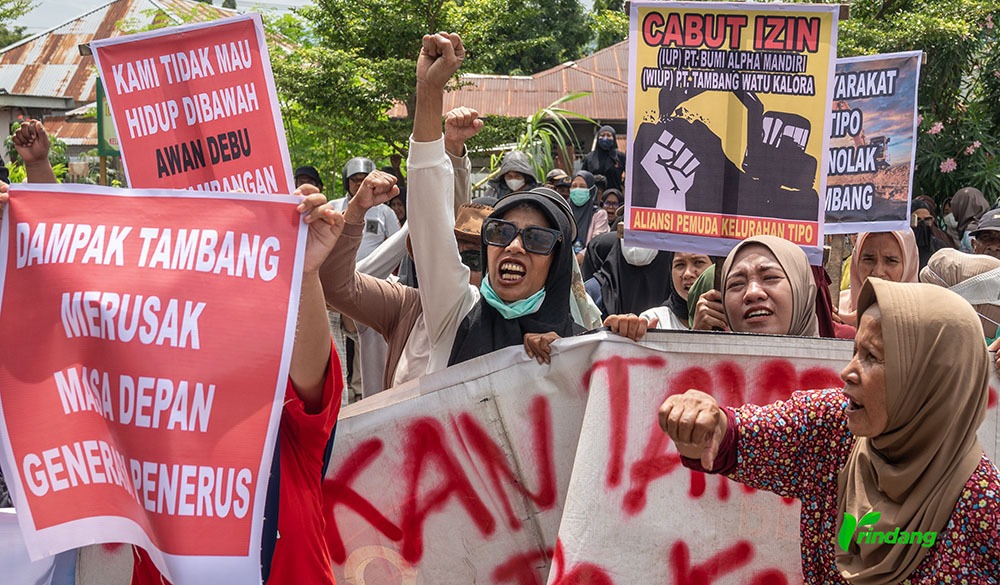 Tambang merusak masa depan generasi penerus. (bmzIMAGES/bmz)